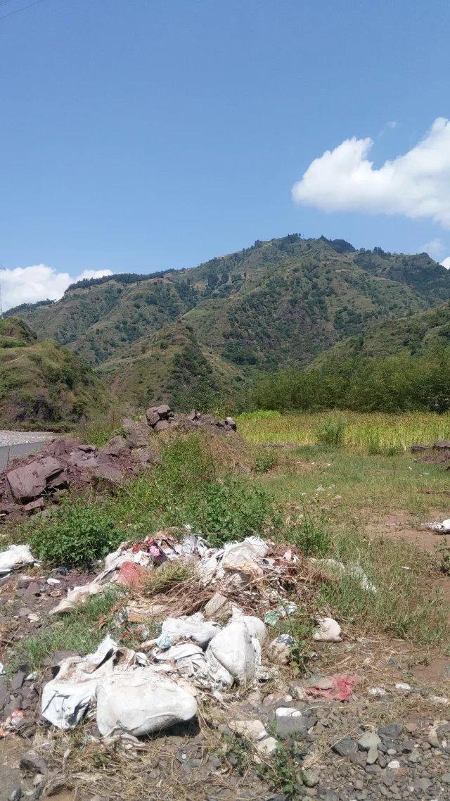 岔河自然村雲貴兩岸邊這是雙河鄉雙河鄉豁嘎村對面貴州威寧縣龍場鎮銀